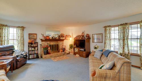 Peaceful Hazel Cottage with Deck and Yard! - Foto 4