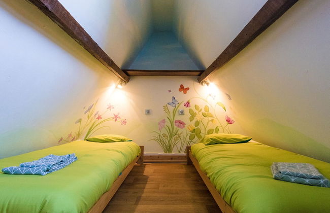 Beautiful Property With Three Houses, Three Swimming Pools, and Magnificent Views - Foto 6