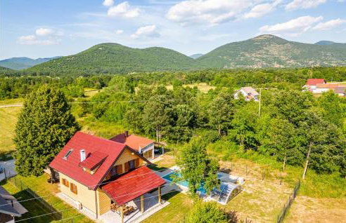 Awesome Home In Licko Cerje With Wifi - Photo 14