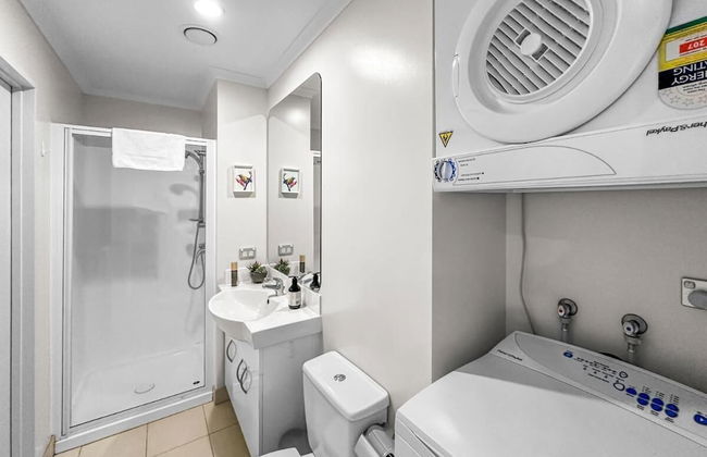 2BR Newmarket Retreat near Broadway: Zodiak Stays - Foto 13