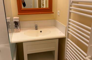 Charmant appartement T2 en rez de jardin terrasse face mer 4 personnes - Foto 6