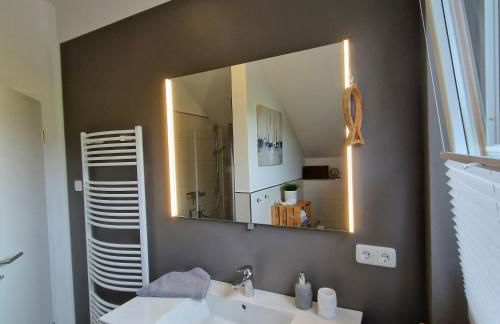 Ferienhaus SeeZeit direkt am Geiseltalsee mit Sauna und Fahrradgarage - Foto 23