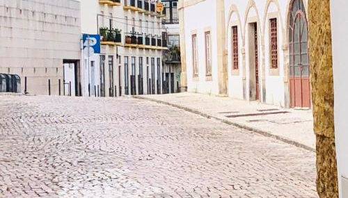 Pé do Castelo Casinhas - Foto 2