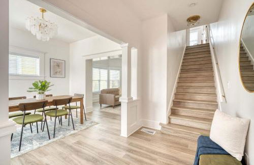 Eclectic 2BR - Victorian Charm - Steps to Fun - Photo 13