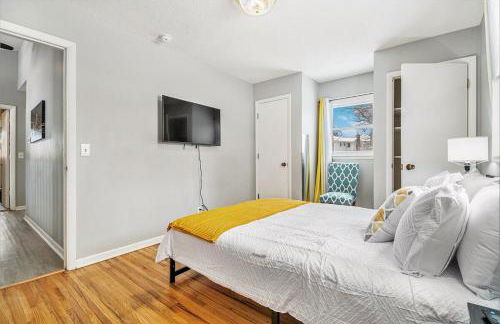 Modern 4-Bedroom Retreat - Foto 27