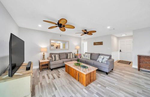 Family PCB Home 7Min Walk To Beach W Game Room For 12 - Foto 9