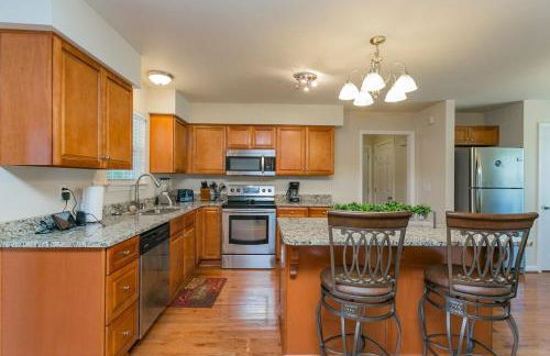 Huge Home For Groups Near Downtown - Foto 65