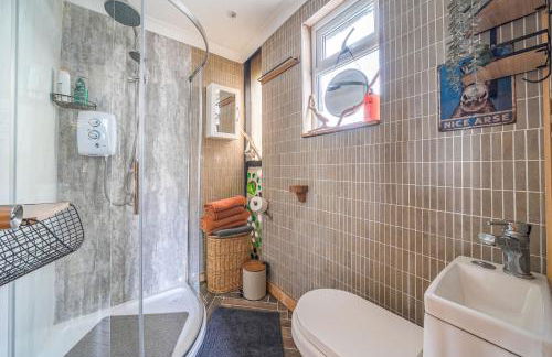 Cosy rustic cabin with hot tub and country views - Foto 45