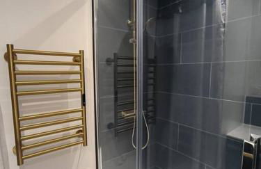 T2 -55m2- Elégant et chaleureux - Foto 16