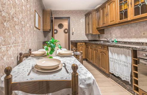 Stunning Apartment In Gijón With Wifi - Foto 7