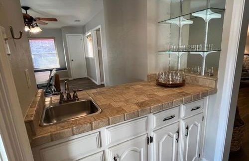 FIFA - Perfect! Spacious 4-Bedroom Whole House Retreat - Foto 27