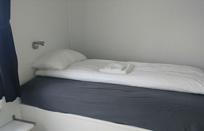 Aurora Cabins - Photo 6