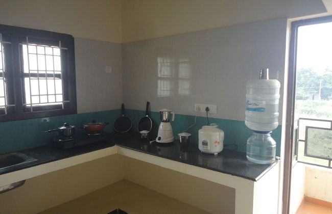 Sanvika Hotels & Service Apartments - Photo 6