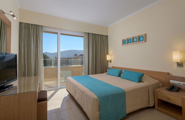 Sun Beach Resort - Photo 38