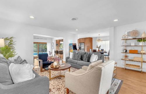 Family Beach Home With Home Theater & Heated Pool! - Foto 7