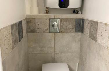 Le petit Hameau, t2 avec jardin et parking - Foto 8