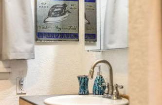 Bo360 Old West Landing with Hot Tub and Sunrise Views - Foto 32