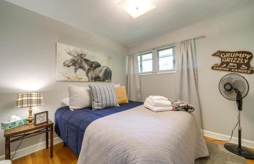 Centrally Located Brevard Home with Deck and Fire Pit! - Foto 16