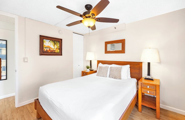Pacific Monarch - 1 BR - Ocean and City Views! - Photo 35