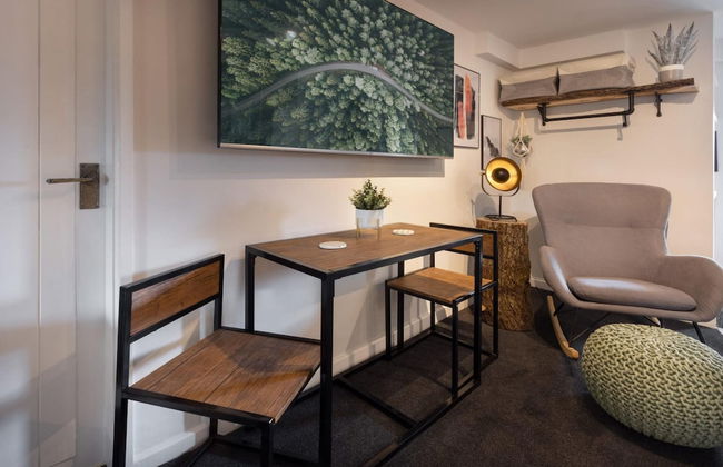 Eden Escape - Comfy Apartment Quiet Neighbourhood - Foto 6