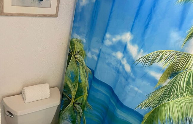 2 Bedroom Waterfront Pool Side! - Foto 67