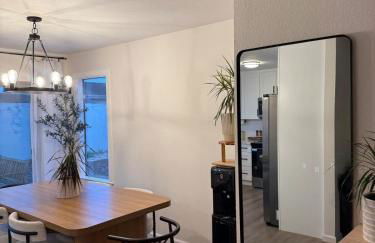 Peaceful Modern Home, Cozy Nights - Foto 12