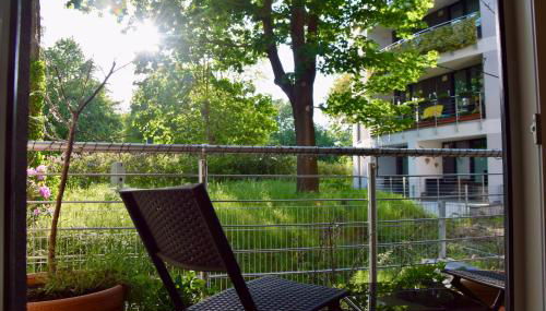 Stilvolle Wohnung mit Balkon & Parkplatz - Foto 3