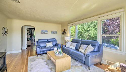 Direct Beach Access Getaway on Port Orchard! - Foto 4
