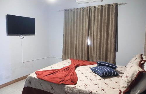 CASA COM SPA DE HIDRO, AQUECEDOR E CROMOTERAPIA A 1,0 kM DO CENTRO - Foto 19