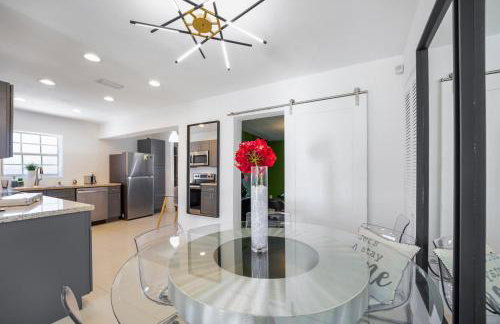 Dior Lake Front Villa With Infinity Pool - Foto 15