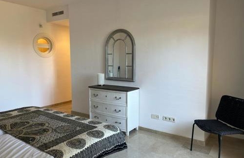 Luxury Apartment Elviria Hills - Stunning Views - Photo 21