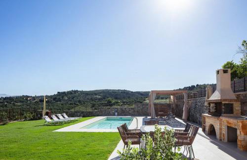 Villa Elides Countryside Retreat with Private Pool - Foto 2