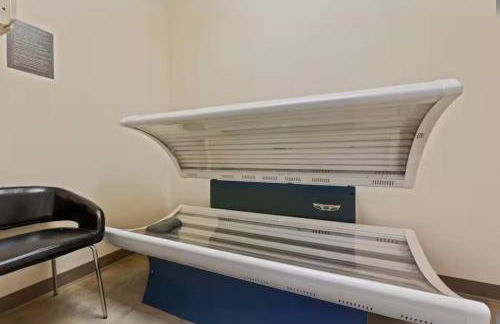 1Br in Heart of Downtown, Sauna, Prime Location - Photo 23