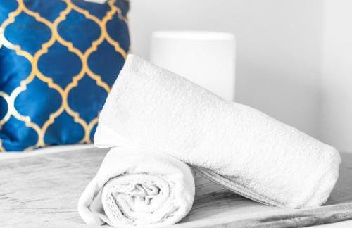 Modern Two Bed Apartment - Smart Tv - Wi-Fi - Parking 49C - Foto 17