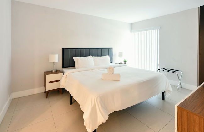 Artrageous on the river By RocketStay - Photo 63