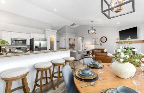 NEW! Executive Home | 1K 3Q | 3 Desks | 600+ WiFi - Foto 12