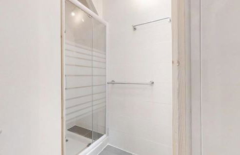 3 Bedroom Beautiful Home In Pont-Aven - Photo 24