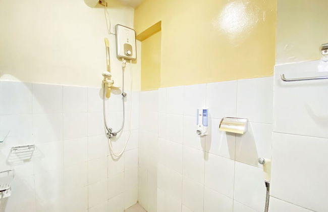 Graceful 2Br Apartment At Gateway Ahmad Yani Cicadas - Foto 15