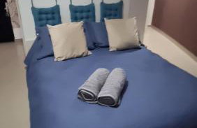 Flat mobiliado e bem localizado - Foto 3