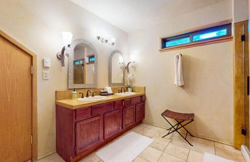 Tastefully-Updated, Classic Tahoe Family Home - Photo 15