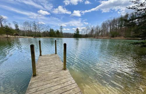 14 Guest 7 Bed 4 BR Lakefront Cabin w Hot Tub - Foto 9