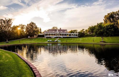 Entire Private Home with 5 Bedrooms 4 Bathrooms, 3-Acres Estate, 3000 sqft, near Winery in Fallbrook, Available Now - Foto 64