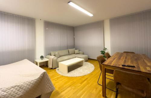 Gemütliche Wohnung bis zu 7 Personen mit guter Autobahnanbindung - Photo 1