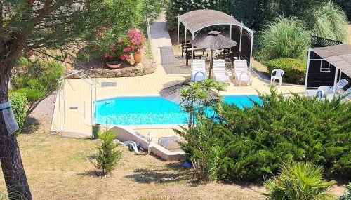 15mn de Cannes, Villa la Soleiade , Gites , type T2, clim, piscine, parking au Lac de Saint-Cassien VAR - Foto 4, Garden, Garden view