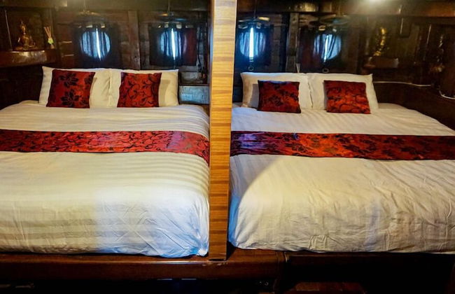 Komodo Pirate Boat - Phinisi Liveaboard - Foto 10