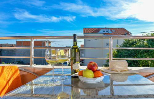 Villa Zdenka with heated pool - Photo 76