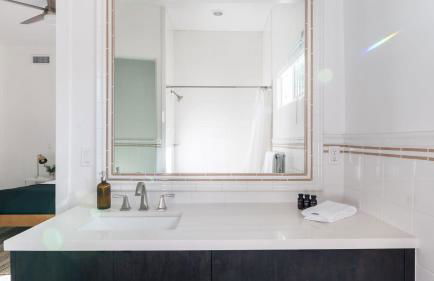 Julep by Avantstay Stylish 9 BR Estate w/ Mid-century Modern Decor - Foto 54