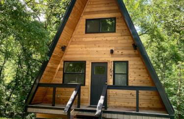 Ozark Retreat-Black Walnut Bungalow - Foto 2