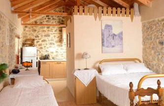 A small paradise in Mani with local hospitality - Photo 1