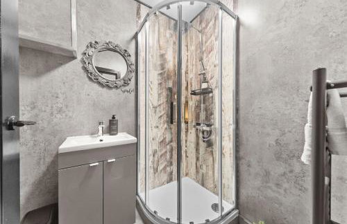 Downtown Studio 3 - Harrogate Town Centre - Photo 12